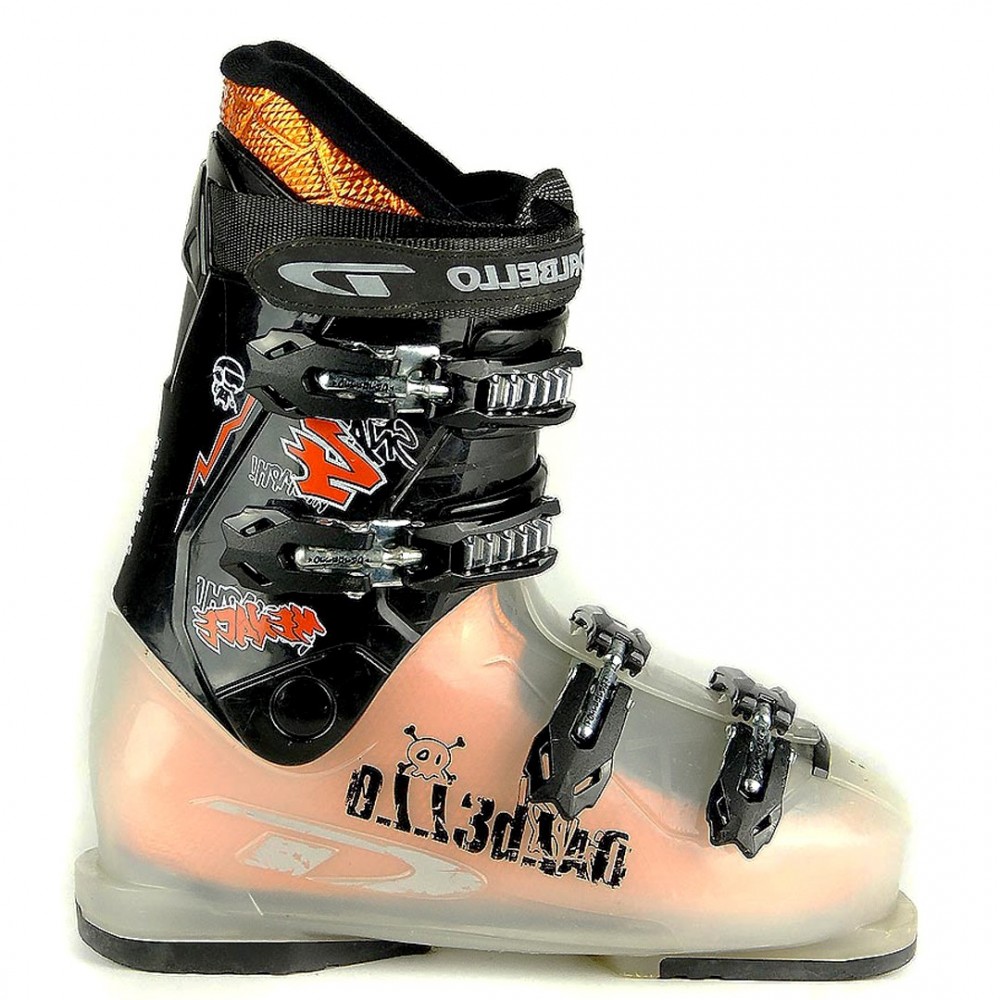 Nomis la perle noire ferme sol humide Control Rétro Chaussures De Football Noir//Rouge